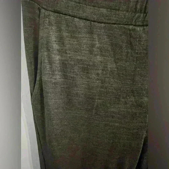 WILFRED Small Buffon Japanese Crepe Jogger Pants - Picture 3 of 13